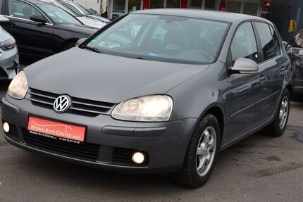 VW Golf 105.000 km 4.900 &euro; Frankfurt am Main 60388