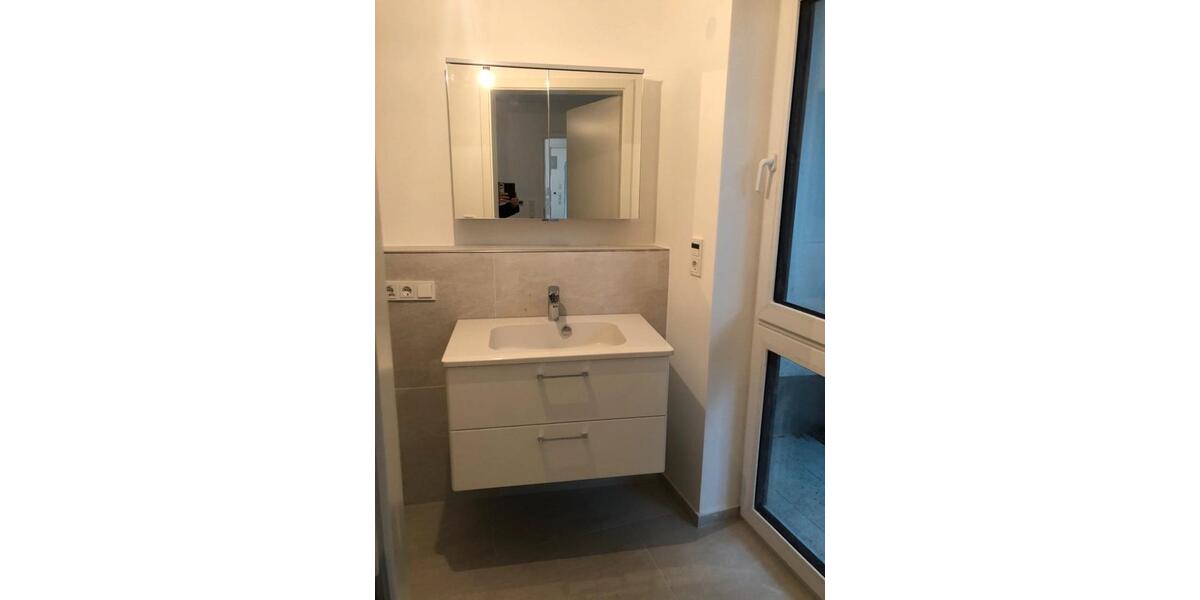 Einfamilienhaus Dreieich - 9 Zimmer, 300 m&sup2;, 4.390&euro; | Angebot:26336525