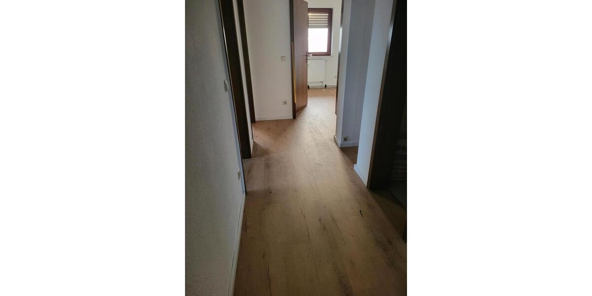 Erdgeschoßwohnung Nidderau - 3.5 Zimmer, 100 m&sup2;, 1.430&euro; | Angebot:27630806