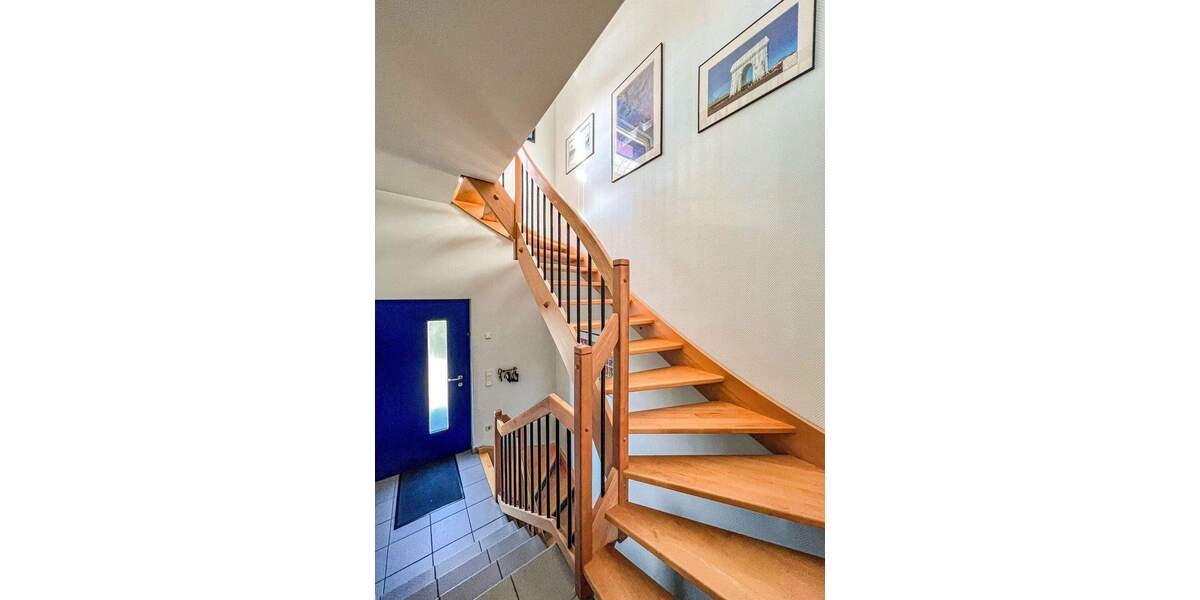 Einfamilienhaus Frankfurt Nieder-Eschbach - 5 Zimmer, 139 m&sup2;, 835.000&euro; | Angebot:25703504