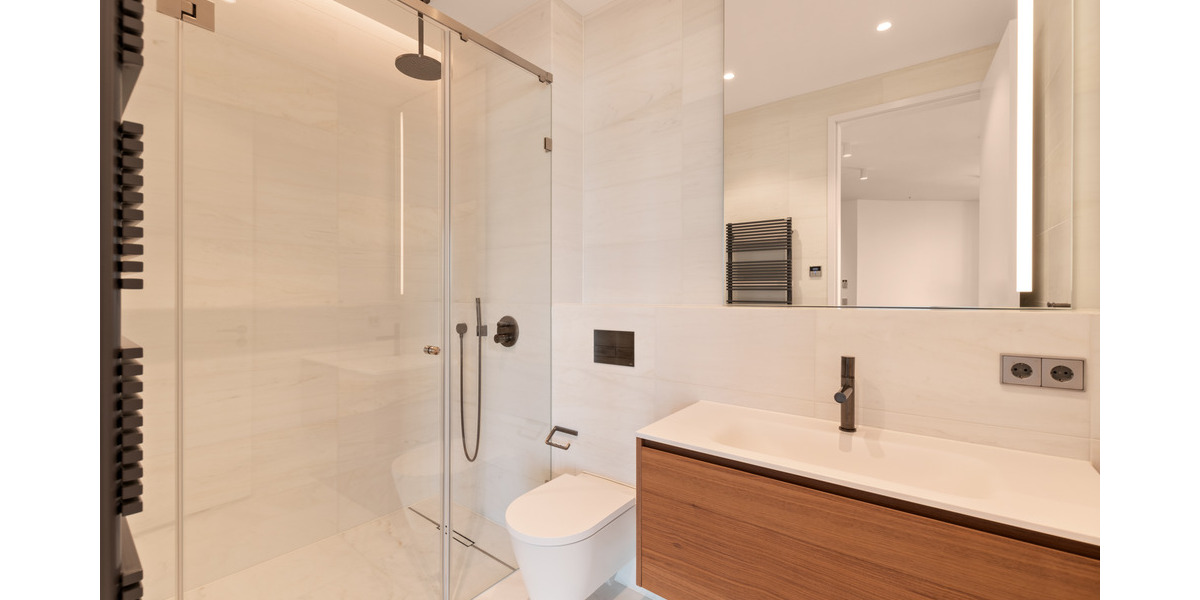 Etagenwohnung Frankfurt am Main Innenstadt - 3 Zimmer, 99 m&sup2;, 3.950&euro; | Angebot:25737630