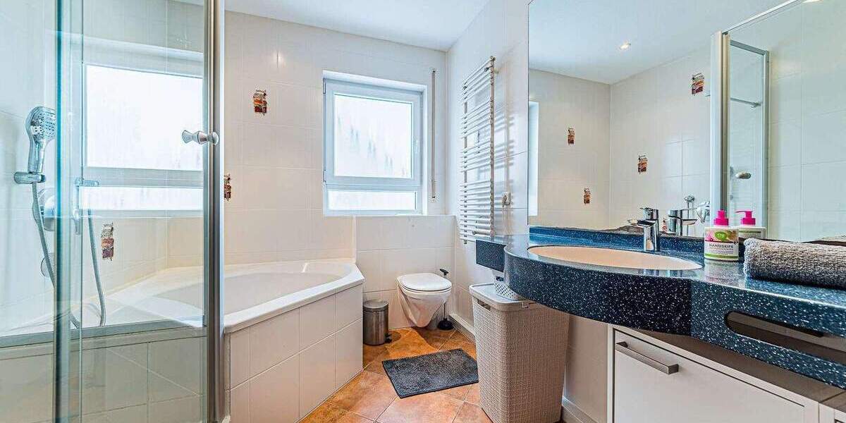 Etagenwohnung Frankfurt am Main Nied - 4 Zimmer, 110 m&sup2;, 2.450&euro; | Angebot:25727283