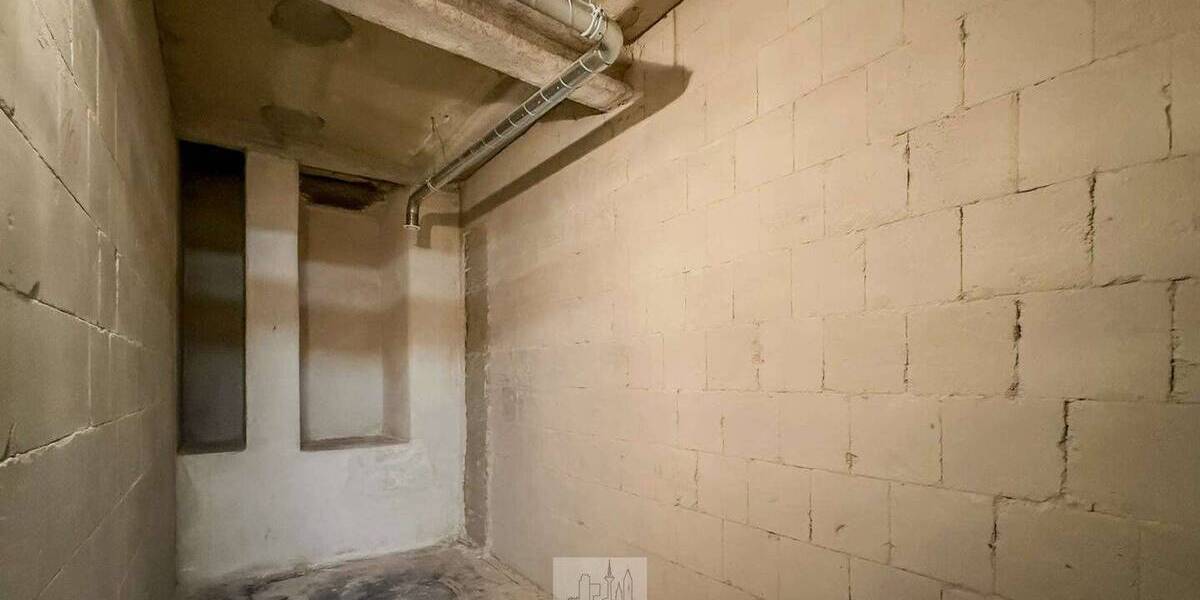 Etagenwohnung Frankfurt am Main Bahnhofsviertel - 2 Zimmer, 91 m&sup2;, 819.000&euro; | Angebot:25985273