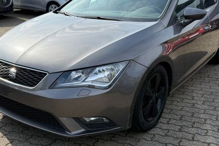Seat Leon 312.565 km 4.999 &euro; Hanau 63452