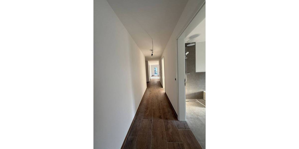 Etagenwohnung Alzenau - 4 Zimmer, 134 m&sup2;, 1.675&euro; | Angebot:26036656