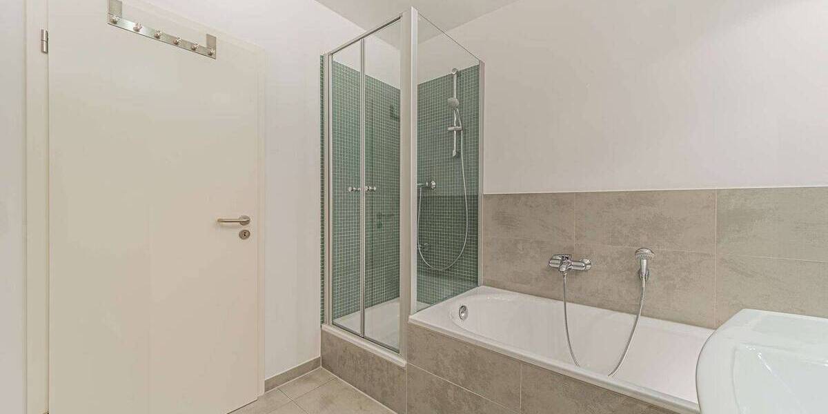 Etagenwohnung Frankfurt am Main Westend-Süd - 3 Zimmer, 92 m&sup2;, 3.740&euro; | Angebot:26819603
