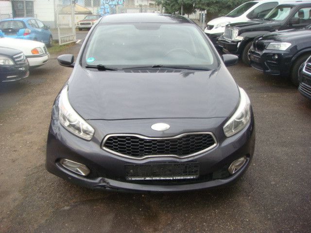 Kia pro ceed / ProCeed 362.000 km 3.300 &euro; Erlensee 63526