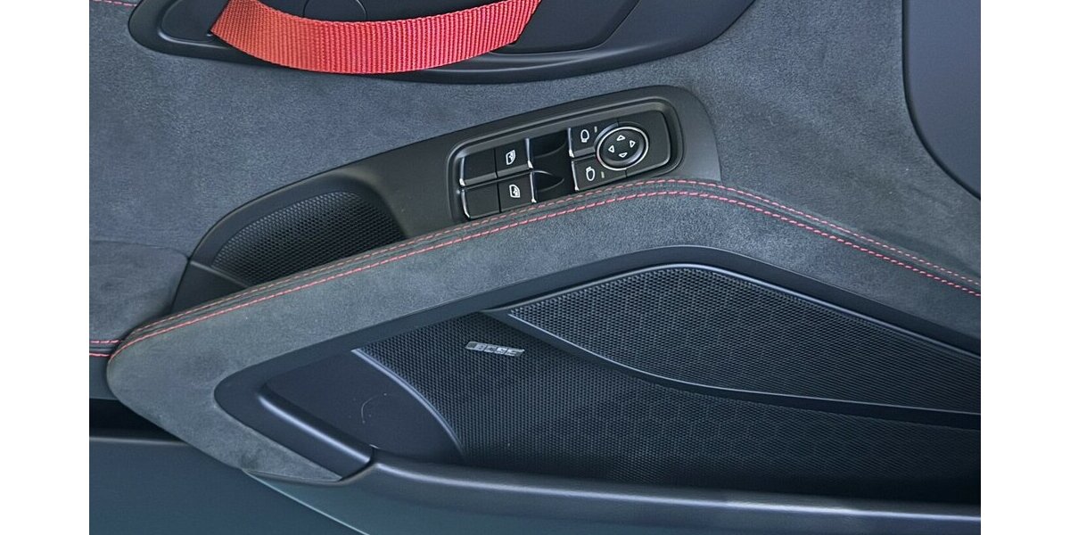 Porsche 718 Boxster Spyder APPROVED/Schalensitze/Chrono 6.800 km 103.900 &euro; Dreieich 63303