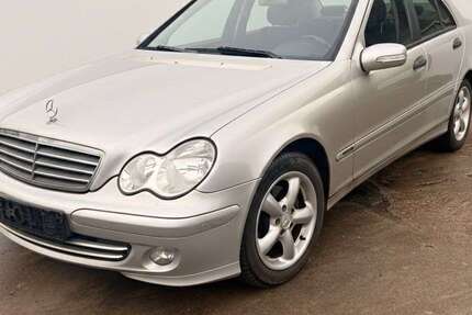 Mercedes-Benz C 180 199.500 km 3.350 &euro; Frankfurt am Main 65933