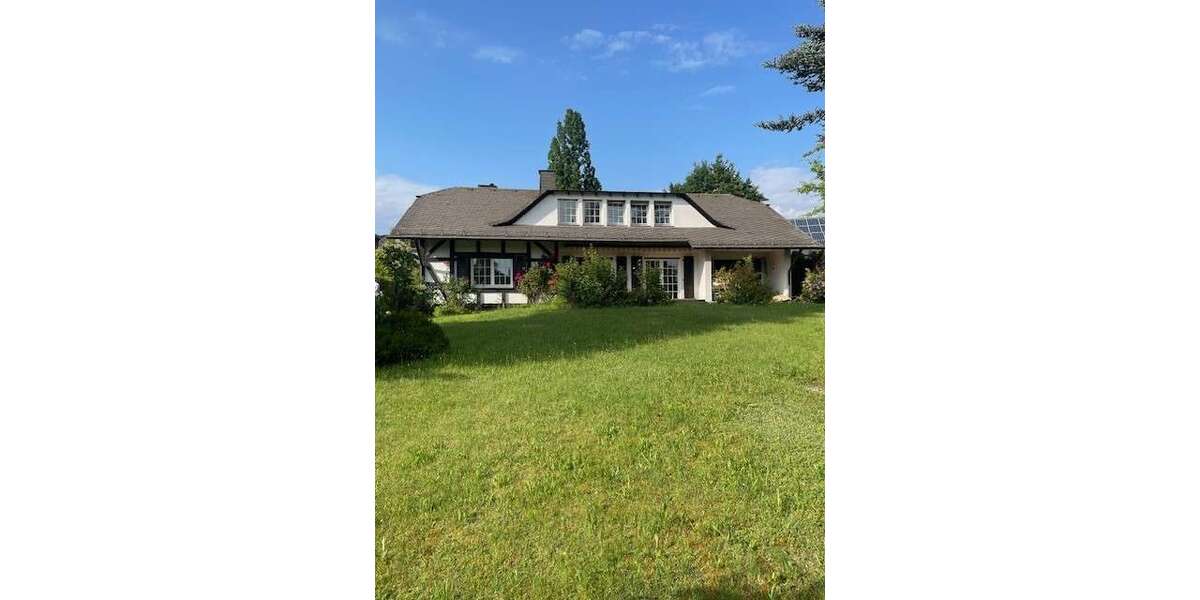 Einfamilienhaus Dreieich - 8 Zimmer, 230 m&sup2;, 4.000&euro; | Angebot:26739069