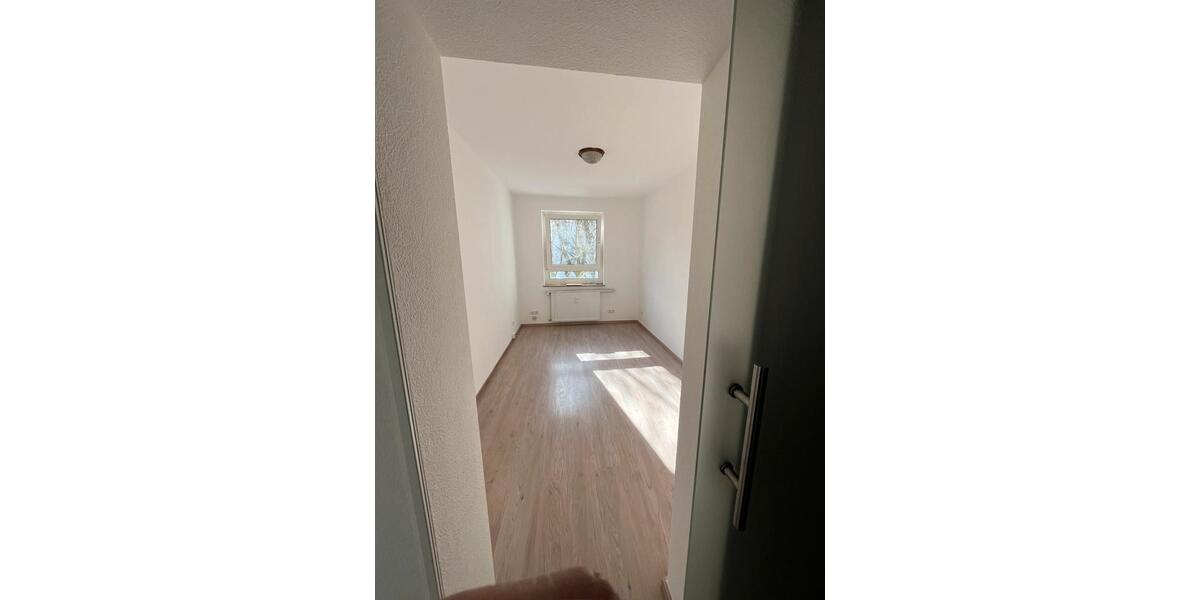 Etagenwohnung Bad Homburg vor der Höhe Gonzenheim - 3 Zimmer, 69 m&sup2;, 355.000&euro; | Angebot:25934040