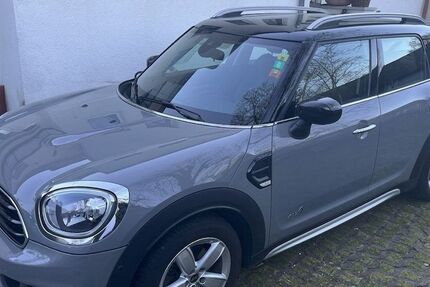 Mini Countryman D (Cooper) 149.400 km 14.500 &euro; Frankfurt am Main 65931