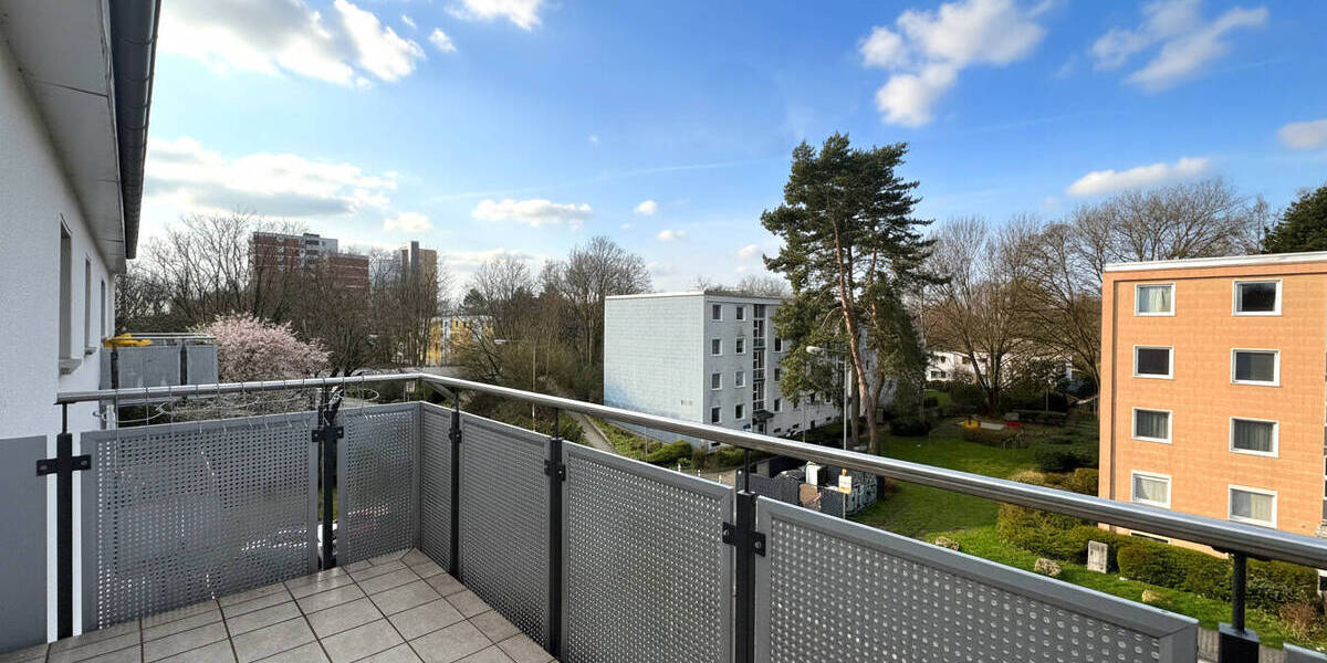 Etagenwohnung Frankfurt am Main Niederursel - 3 Zimmer, 91 m&sup2;, 410.000&euro; | Angebot:25996038