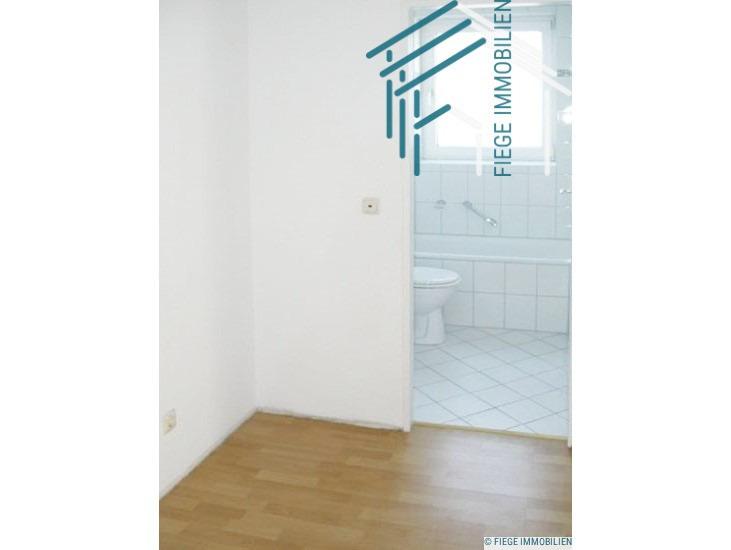 Etagenwohnung Hanau Großauheim - 3 Zimmer, 68 m&sup2;, 690&euro; | Angebot:26013339