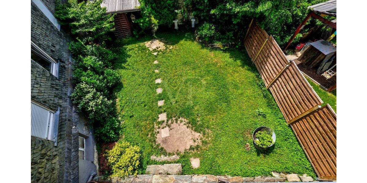 Mehrfamilienhaus, Wohnhaus Kronberg im Taunus Kronberg - 5 Zimmer, 180 m&sup2;, 2.400&euro; | Angebot:25939639