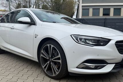 Opel Insignia 81.362 km 16.500 &euro; Frankfurt am Main / Bergen-Enkheim 60388