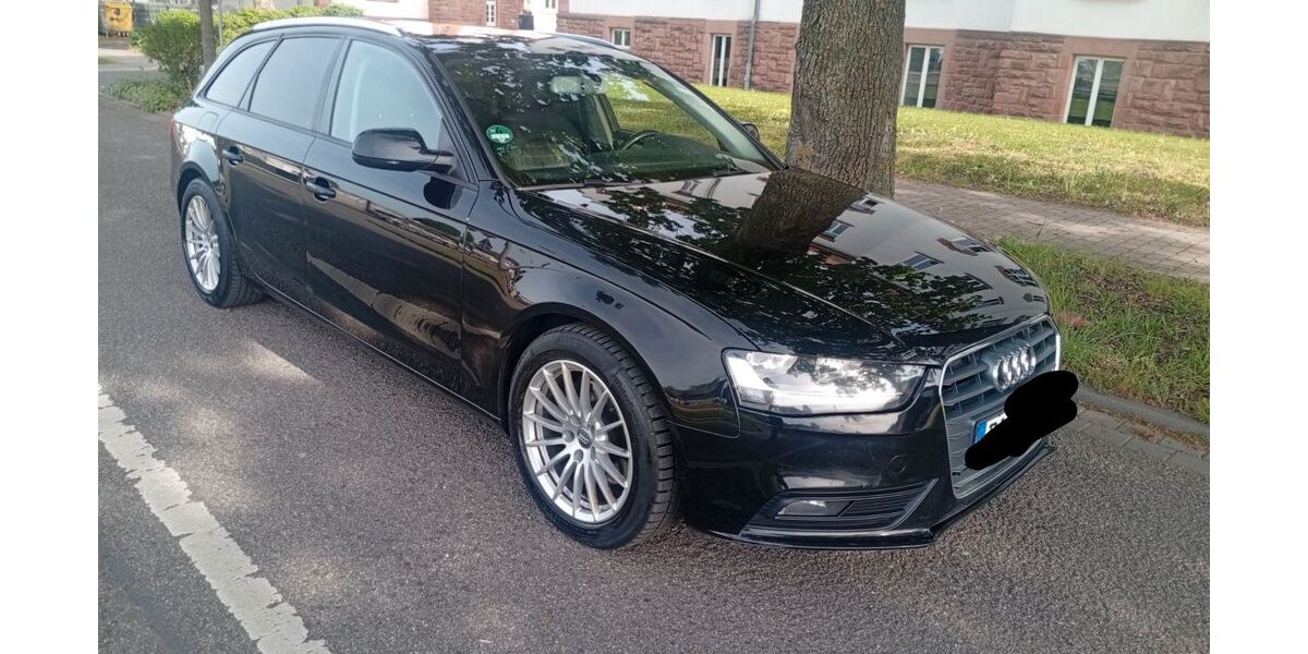 Audi A4 289.900 km 4.699 &euro; Hanau 63452
