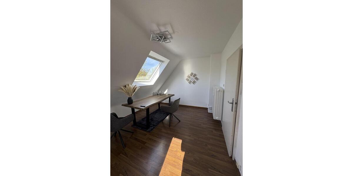 Dachgeschoßwohnung Hanau - 2 Zimmer, 50 m&sup2;, 500&euro; | Angebot:26372964
