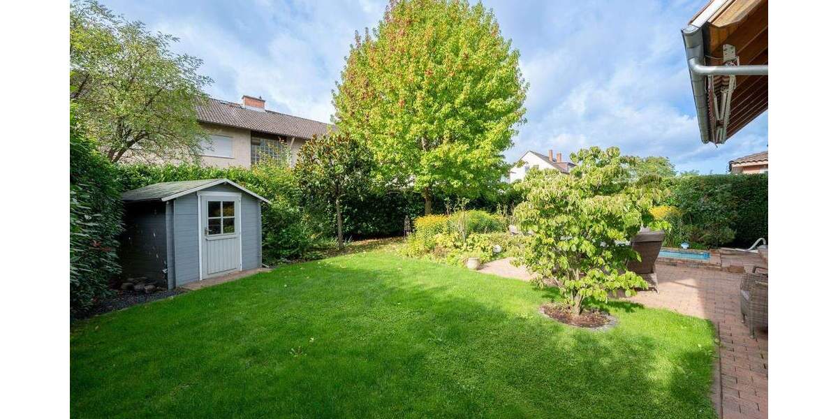 Einfamilienhaus Frankfurt am Main Harheim - 9 Zimmer, 259 m&sup2;, 1.250.000&euro; | Angebot:25772138