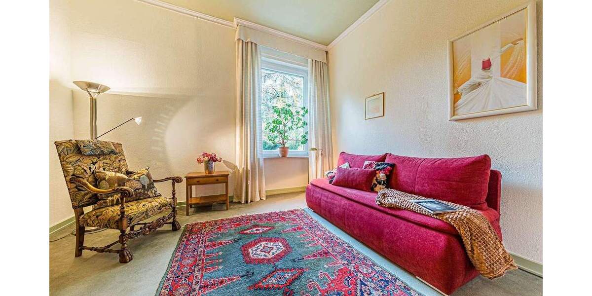 Etagenwohnung Frankfurt am Main Niederursel - 3 Zimmer, 120 m&sup2;, 2.100&euro; | Angebot:25768511