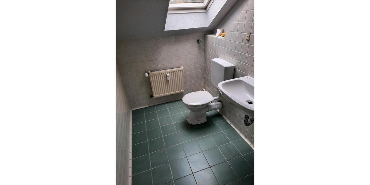 Dachgeschoßwohnung Frankfurt am Main Oberrad - 1 Zimmer, 42 m&sup2;, 950&euro; | Angebot:25968063