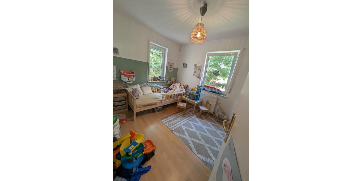 Erdgeschoßwohnung Karben - 4.5 Zimmer, 97 m&sup2;, 2.100&euro; | Angebot:27618819