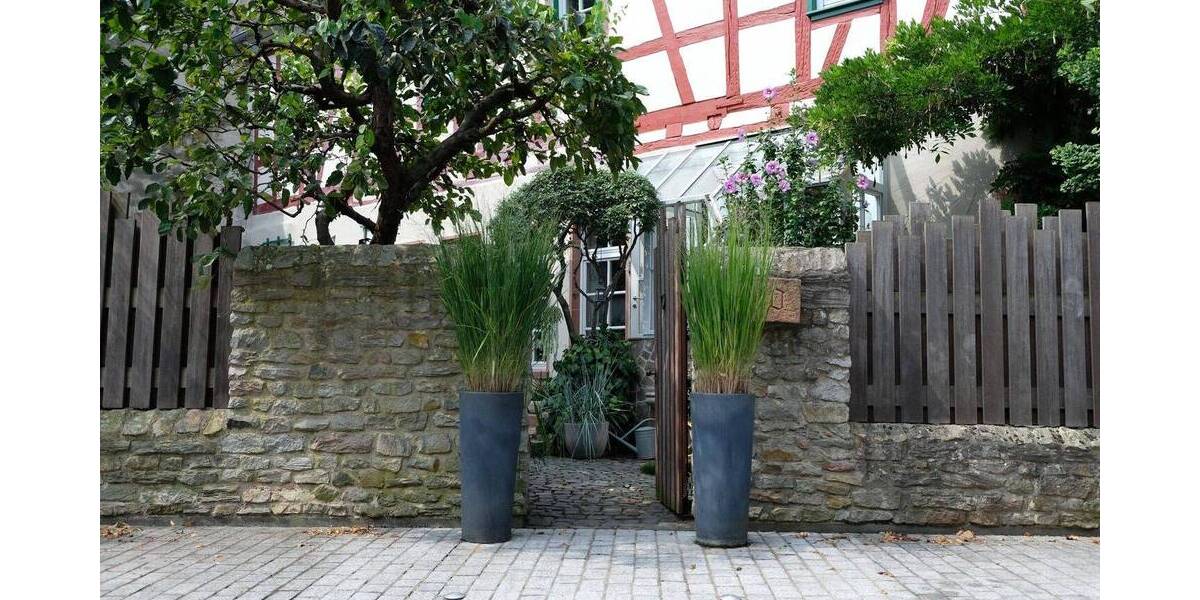 Doppelhaushälfte Babenhausen - 7 Zimmer, 240 m&sup2;, 695.000&euro; | Angebot:25779400