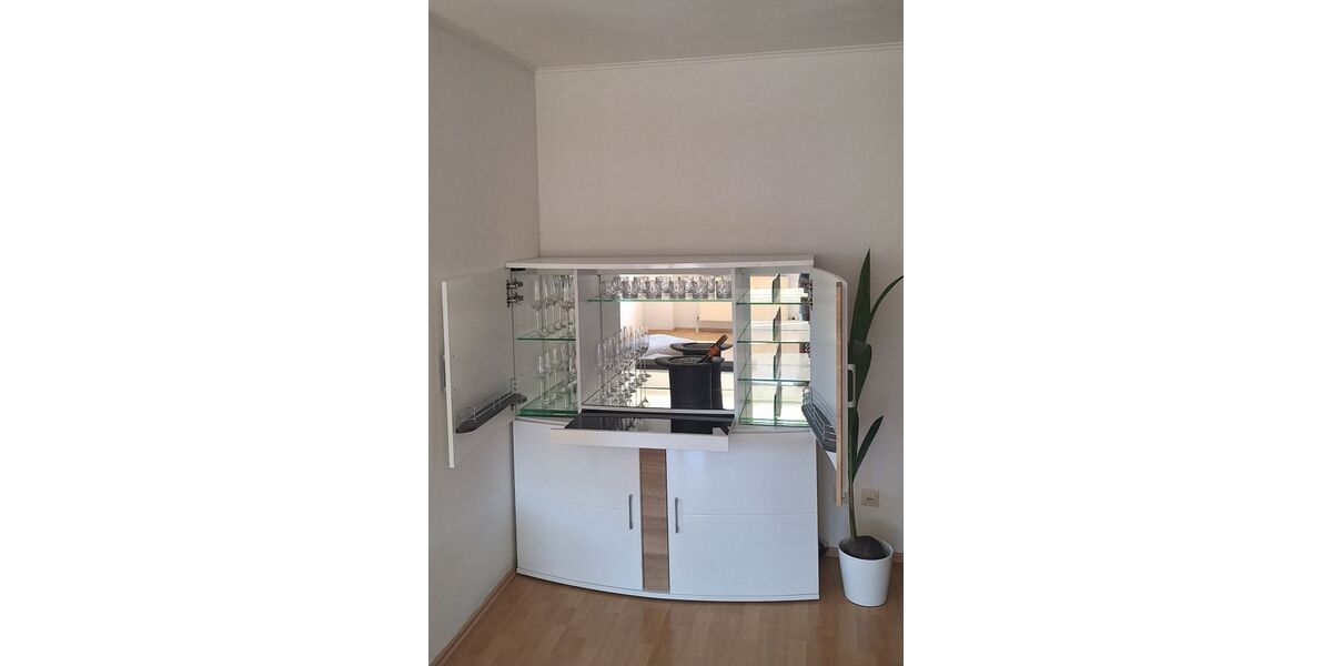 Voll ausgestattete 3 Zi.Whg. (auch Kurzzeitvermietung mögl.)-privat - Etagenwohnung Langenselbold | Angebot:27669794