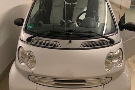 Smart ForTwo 78.000 km 3.300 &euro; Frankfurt 60594