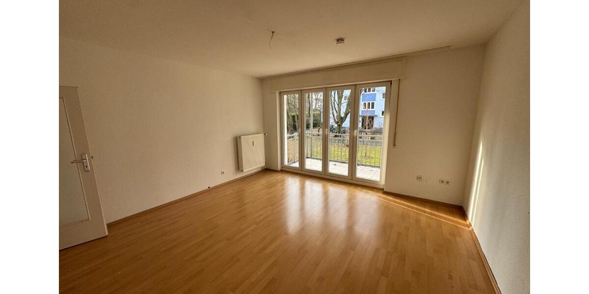 Hochparterre Frankfurt am Main Eschersheim - 4 Zimmer, 81 m&sup2;, 450.000&euro; | Angebot:25234922