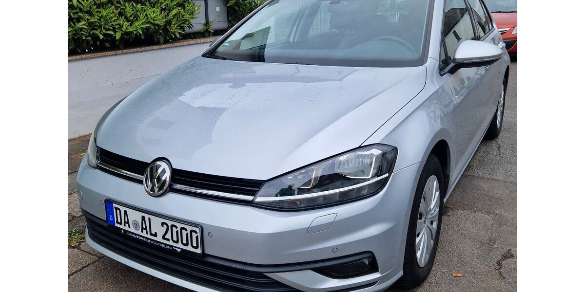 VW Golf 178.000 km 8.900 &euro; Messel 64409
