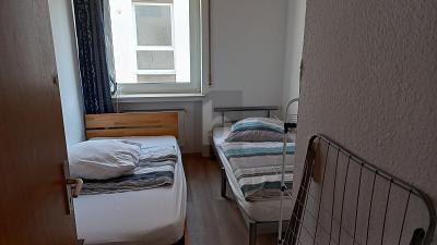 KOMPLETT MÖBLIERT, AUCH FÜR FIRMENPERSONAL - Etagenwohnung Frankfurt am Main Rödelheim | Angebot:25857958