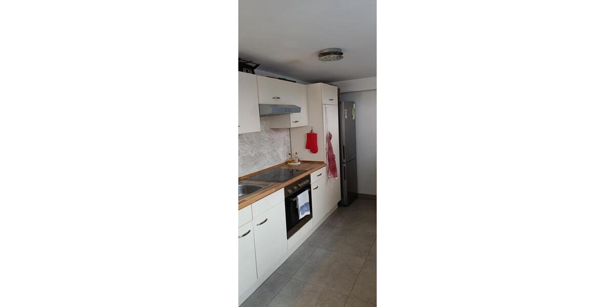 Etagenwohnung Hainburg - 3 Zimmer, 77 m&sup2;, 1.000&euro; | Angebot:26162640