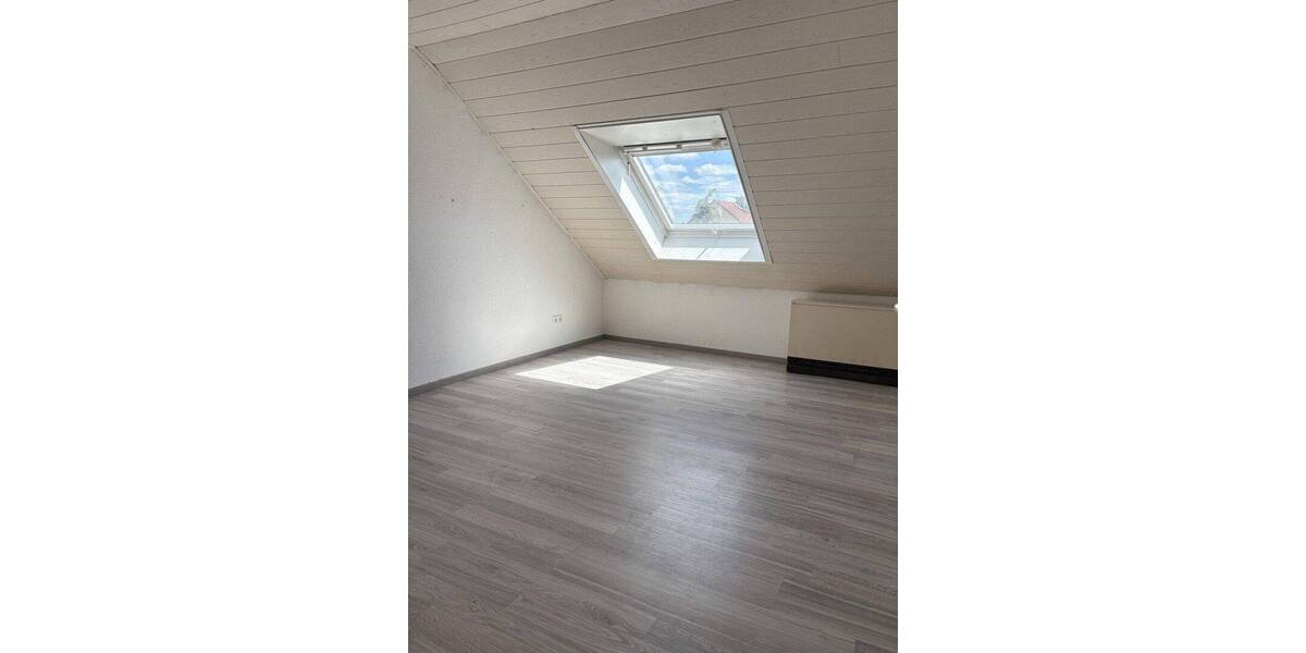 Etagenwohnung Bruchköbel - 4 Zimmer, 79 m&sup2;, 199.000&euro; | Angebot:26866312