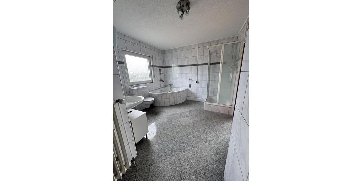 Gewerbeobjekt Steinbach (Taunus) - 1.210&euro; | Angebot:26623582