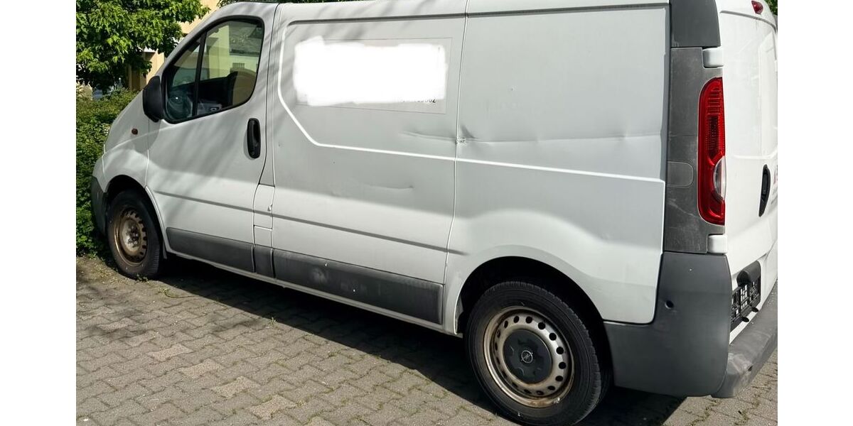 Opel Vivaro 217.000 km 2.990 &euro; Eschborn 65760