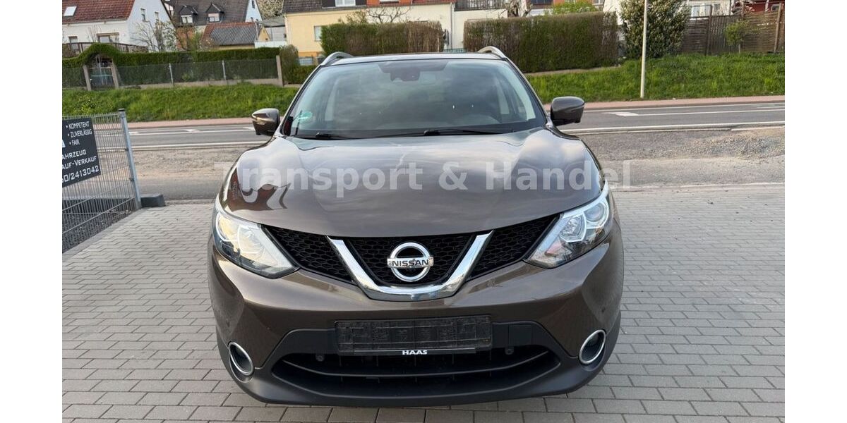 Nissan Qashqai 158.000 km 11.400 &euro; Gelnhausen-Roth 63571
