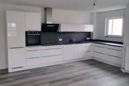 Wohnung Rosbach vor der Höhe - 3 Zimmer, 82 m&sup2;, 1.100&euro; | Angebot:27628517