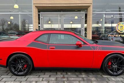 Dodge Challenger 12.500 km 47.490 &euro; Aschaffenburg 63741
