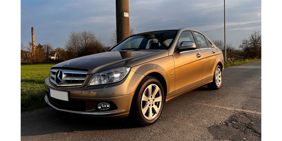 Mercedes-Benz C 220 125.000 km 10.750 &euro; Wöllstadt 61206