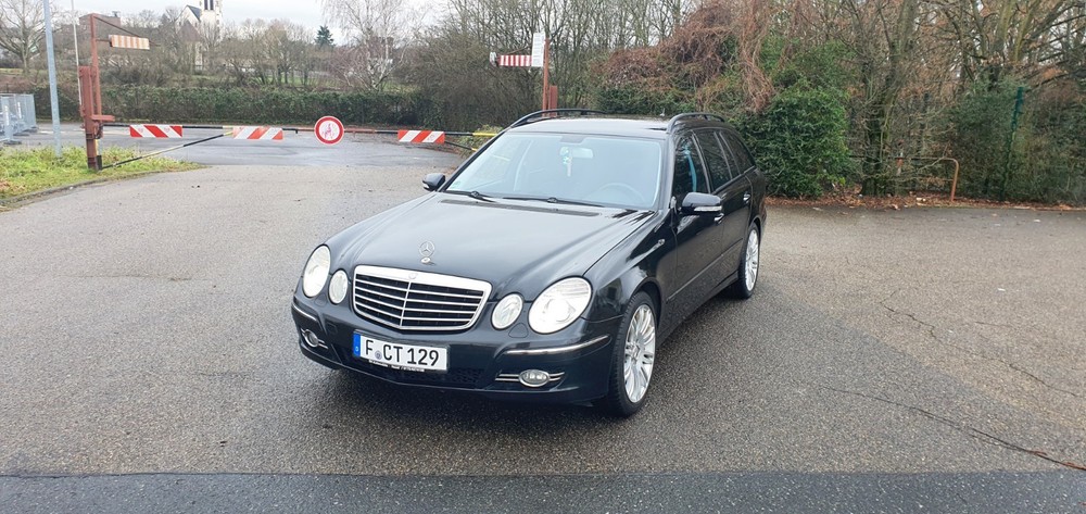 Mercedes-Benz E 280 318.752 km 9.900 &euro; Frankfurt am Main 60311