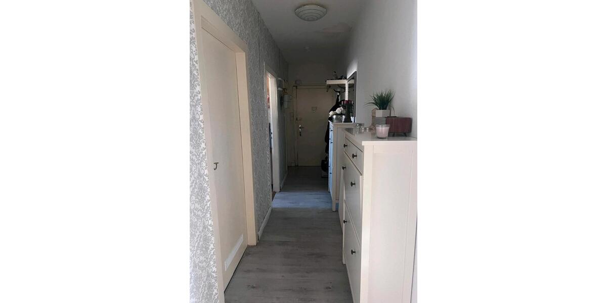 Etagenwohnung Frankfurt am Main Innenstadt - 3 Zimmer, 62 m&sup2;, 1.300&euro; | Angebot:25284557