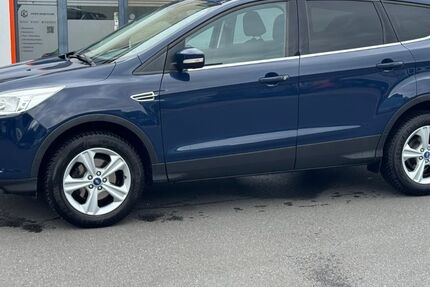 Ford Kuga 107.000 km 9.999 &euro; Frankfurt am Main 60314