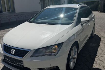 Seat Leon 94.742 km 11.990 &euro; Aschaffenburg 63741