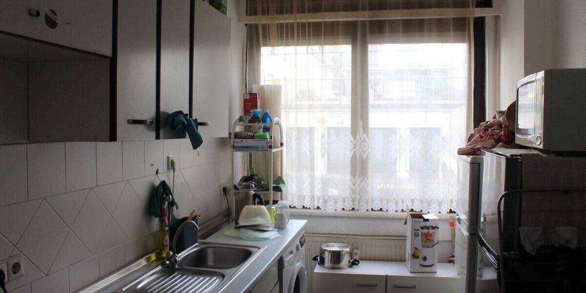 Etagenwohnung Frankfurt Innenstadt - 2 Zimmer, 50 m&sup2;, 600&euro; | Angebot:25927875