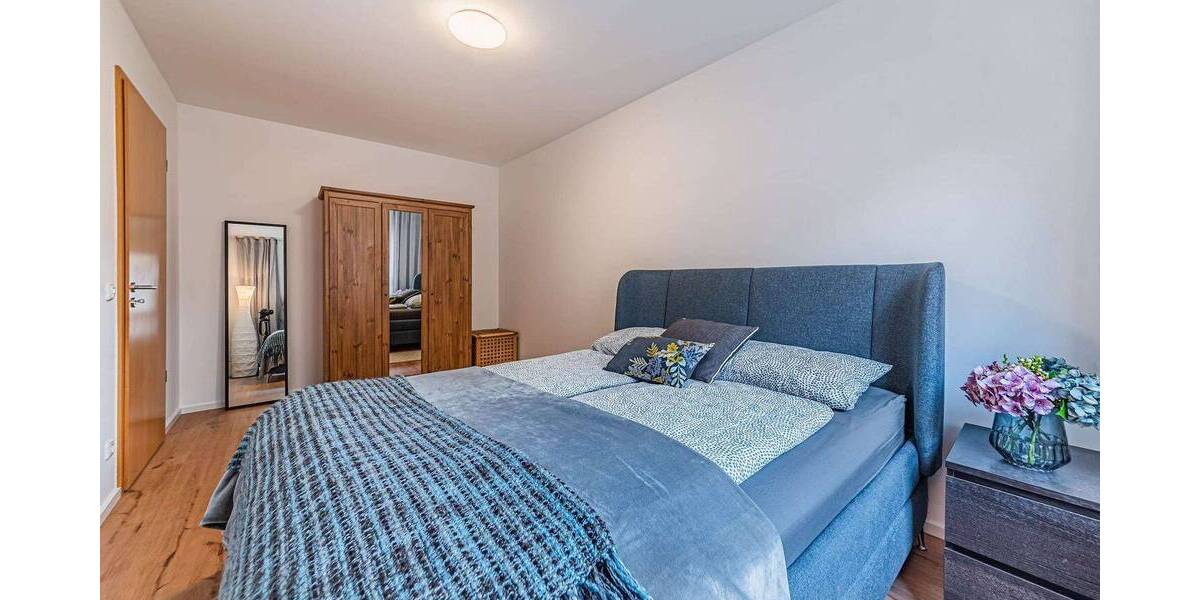 Etagenwohnung Frankfurt am Main Bockenheim - 2 Zimmer, 63 m&sup2;, 1.630&euro; | Angebot:25926617