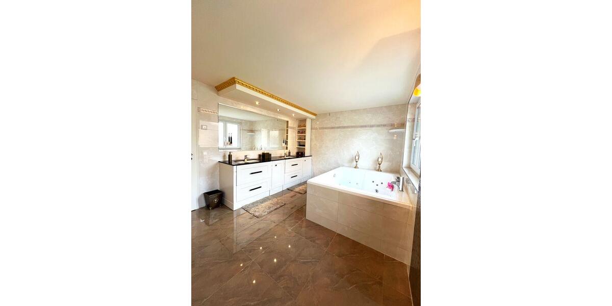 Reihenhaus Frankfurt am Main West - 4.5 Zimmer, 143 m&sup2;, 795.000&euro; | Angebot:26635198