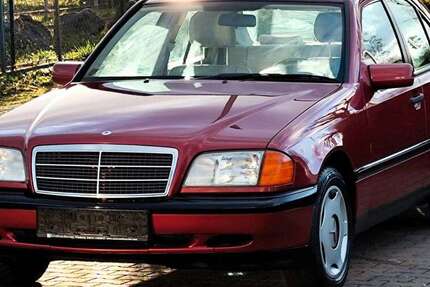 Mercedes-Benz C 180 100.000 km 6.990 &euro; Friedberg 61169