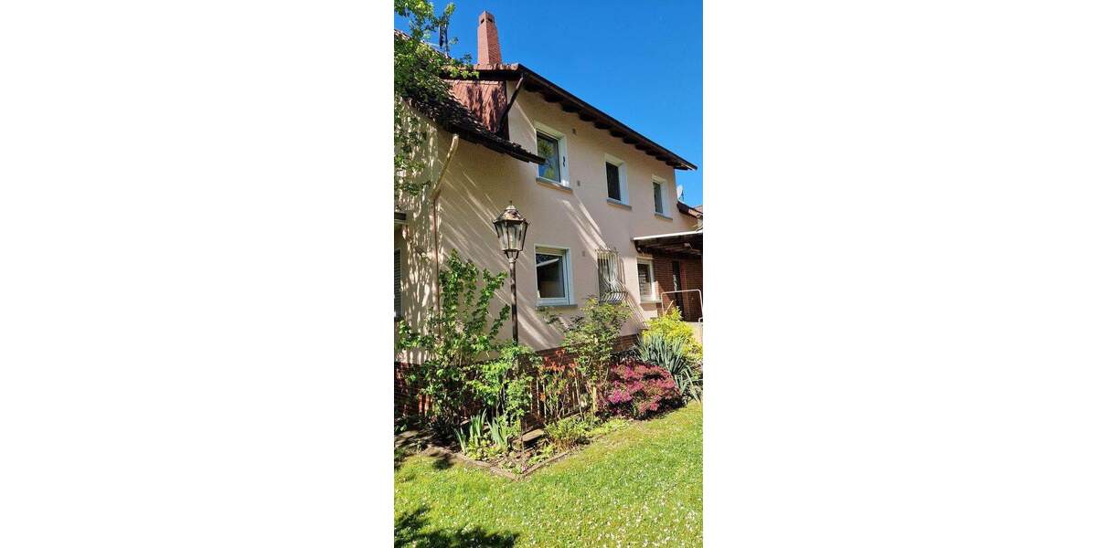 Mehrfamilienhaus, Wohnhaus Bad Homburg Ober-Erlenbach - 8 Zimmer, 177 m&sup2;, 725.000&euro; | Angebot:25657545
