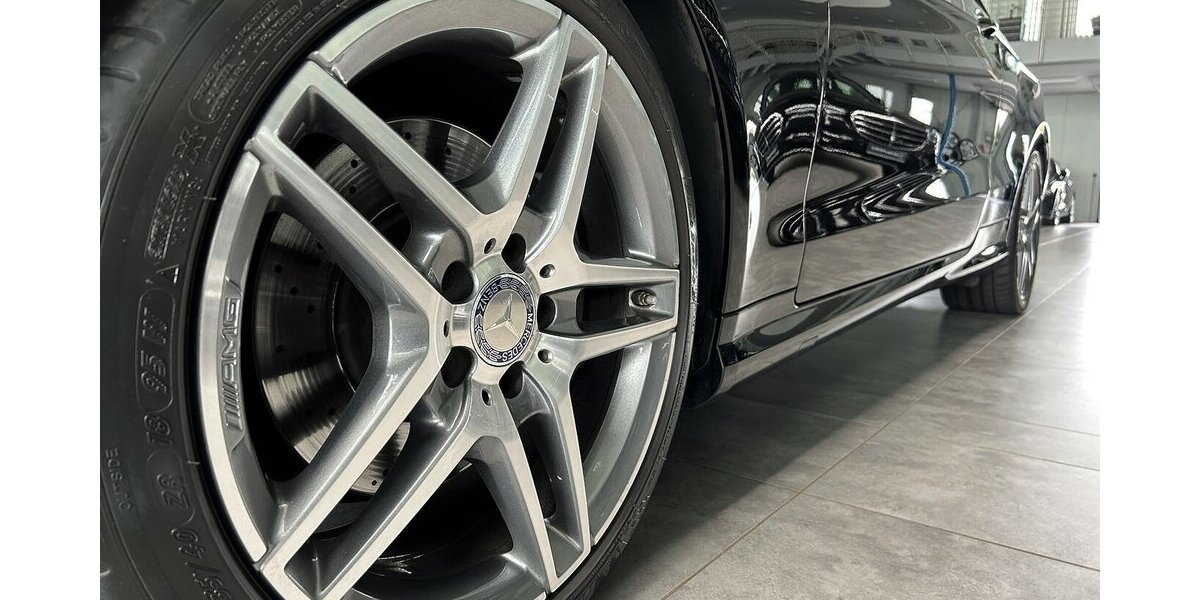 Mercedes-Benz E 220 d Coupe SPORTPAKET AMG-NAVI-MULTIKONTURSIT 64.869 km 24.389 &euro; Groß-Umstadt 64823